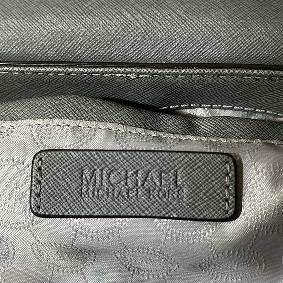 MICHAEL Michael KORS Saffiano Leather Shoulder Bag - Picture 13 of 16